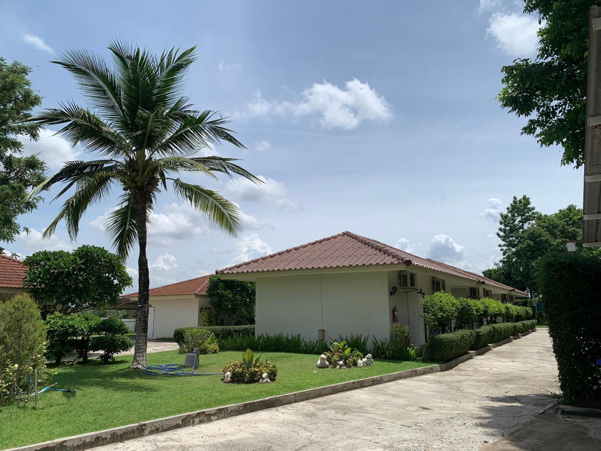 The Orchid House Hotel Nong Kung Yai Exterior photo